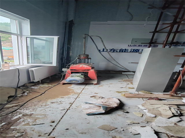 达拉特地基基础下沉墙体裂缝加固注浆顶升施工